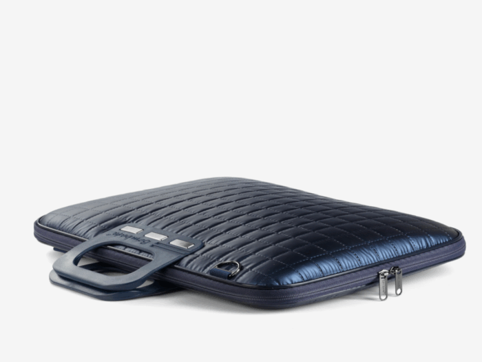 E00879-11_250114100130394