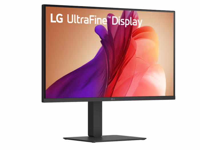 Monitor LG 32U720A-B 31.5"/VA/3840x2160/60Hz/5ms GtG/HDMIx2,DP,USB,USB C/pivot/zvucnici/VESA/crna