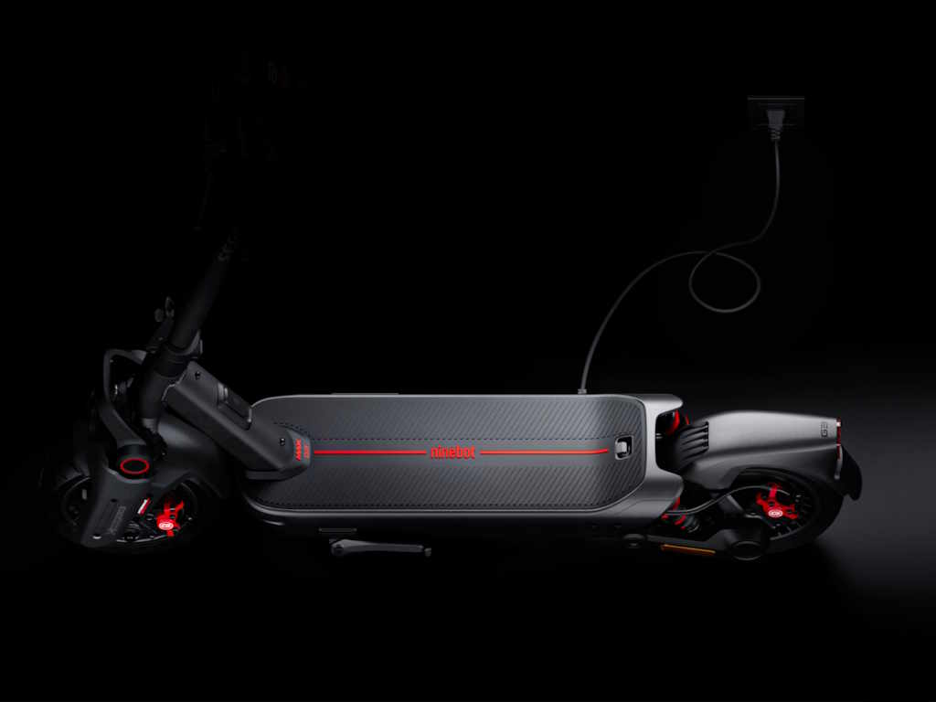 Elekticni Trotinet SEGWAY NINEBOT MAX G3 I